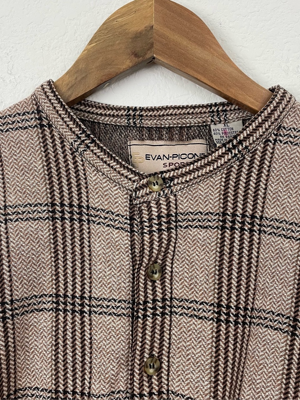 Evan Picone Sport Men's XL Cotton/Poly plaid Brown Scoop Neck Henley Shirt